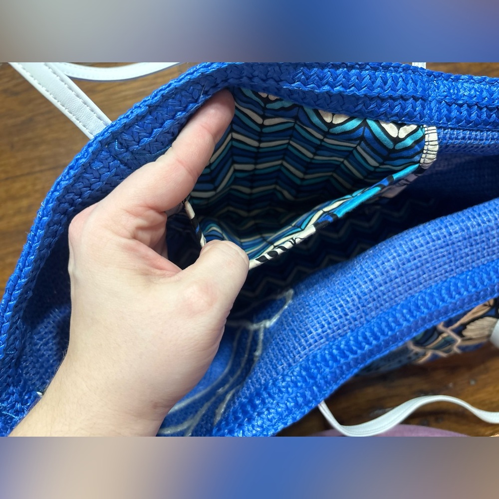 Vera Bradley woven beach tote bag and small bag Blue Bayou Dragonfly pattern - Picture 4 of 8